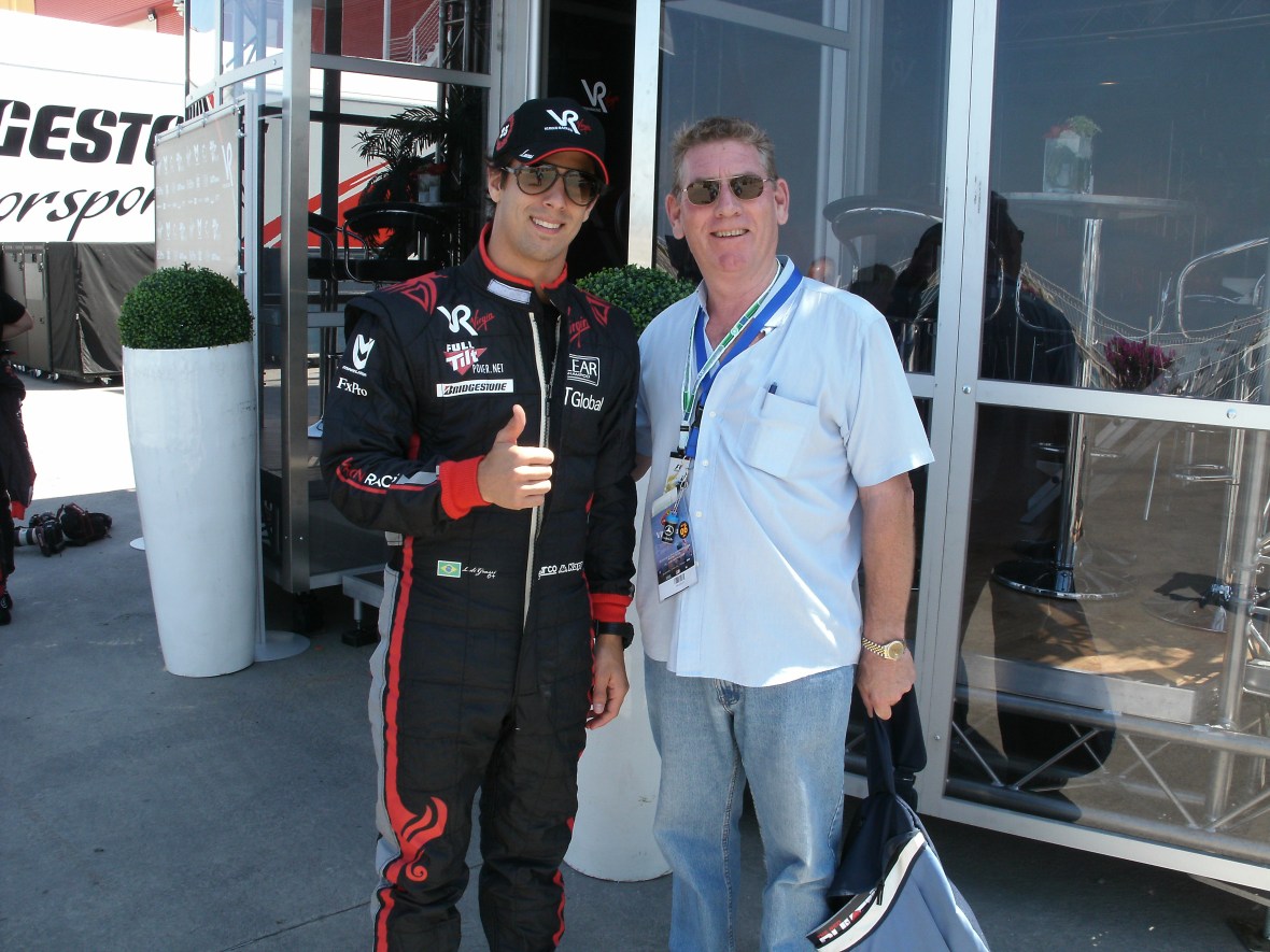 Tony Driver Interaction @ Valencia, pics by @p2pc2e and some random dudes, like the one with Alonso