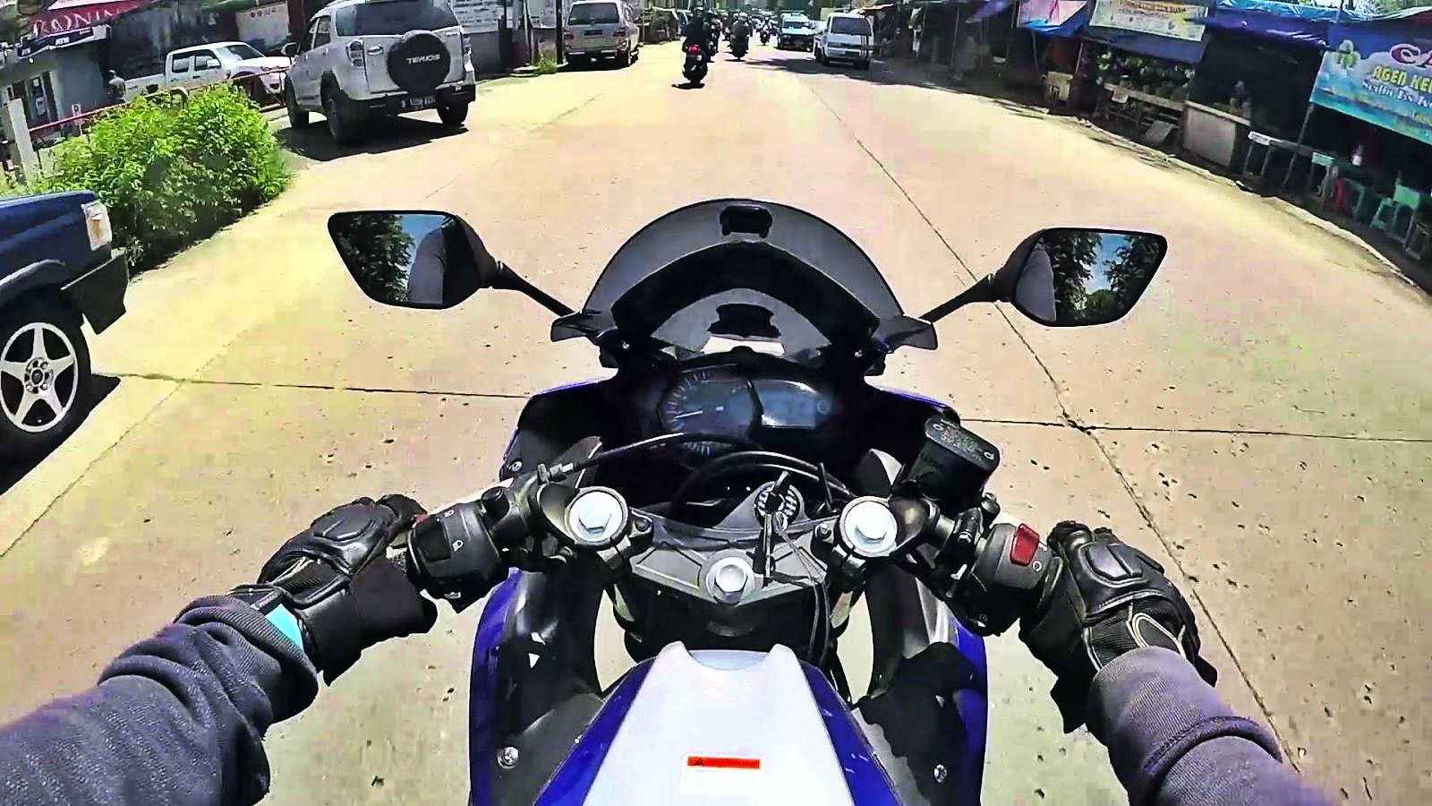 Vlogga on the button